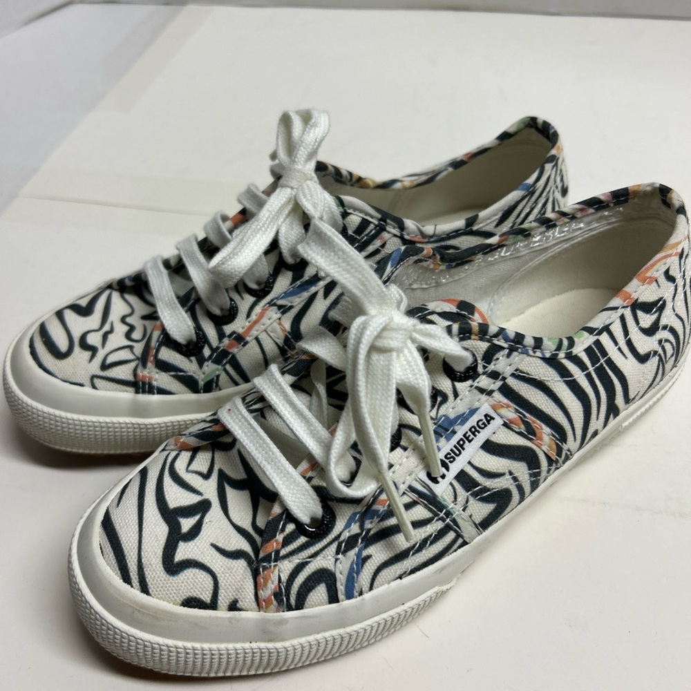 Superga Classic Sneaker Shoes Unisex Lace-Up Black White Size USW5/M3.5 EU35